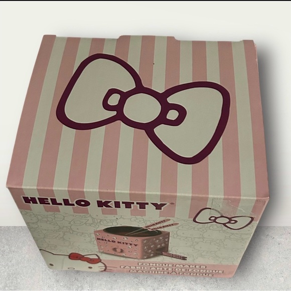 Hello Kitty Pink Fondue Set - Picture 4 of 5